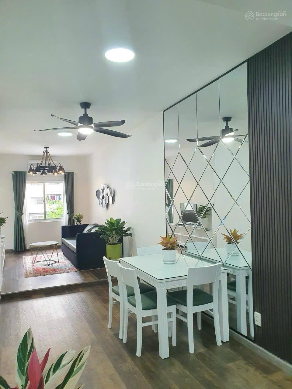 Bán CC Hưng Vượng 3, 84m2 2PN 2WC, giá 4,6tỉ TL, 0937 961 *** Thảo