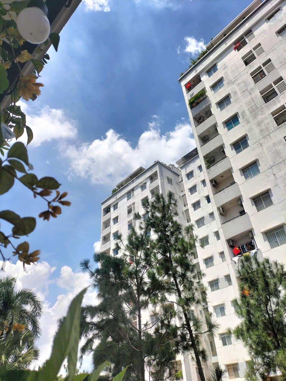 Cần bán chung cư Him Lam 6A, 130m2, 3PN giá 5.5 tỷ sổ hồng. Ms Viêm 0938 971 ***