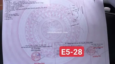 Bán lô góc 2 mặt thông thoáng DT 119m2 (ngang 9 dài 16) hướng Đông Nam, giá 3 tỷ 650tr