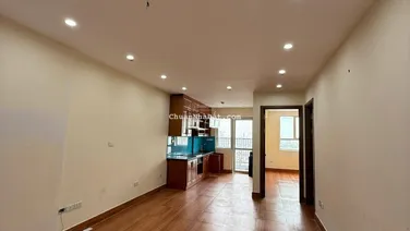 Cho thuê căn 2 ngủ góc- 75m2 tòa CT2, không đồ, giá chỉ 11tr/tháng. LH em Tài: 0813 489 ***