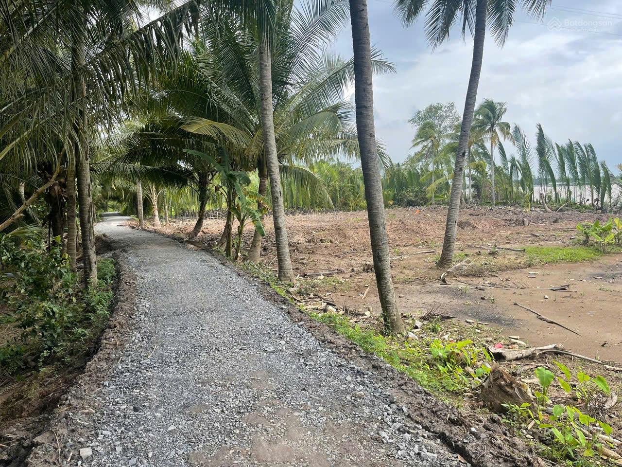 222m² đất vườn ven sông Cửa Tiểu giá chỉ 160 triệu 222m² đất vườn ven sông Cửa Tiểu giá chỉ 160 triệu