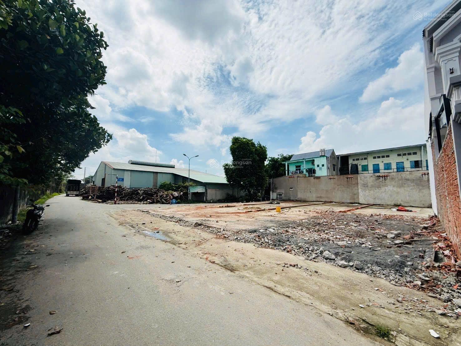 Chính chủ gửi bán đất 105m2 mặt đường Lái Thiêu 21 gần Nguyễn Văn Tiết giá chỉ 3,28 tỷ