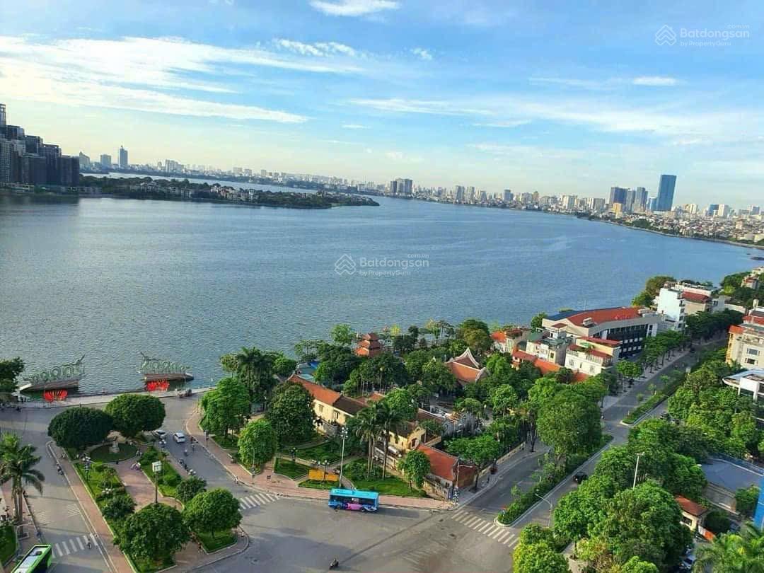 Bán hoa hậu View Hồ Tây 3PN, Ban công Đông Nam/ 140m2 tại D.EL Dorado II giá 22,8 tỷ