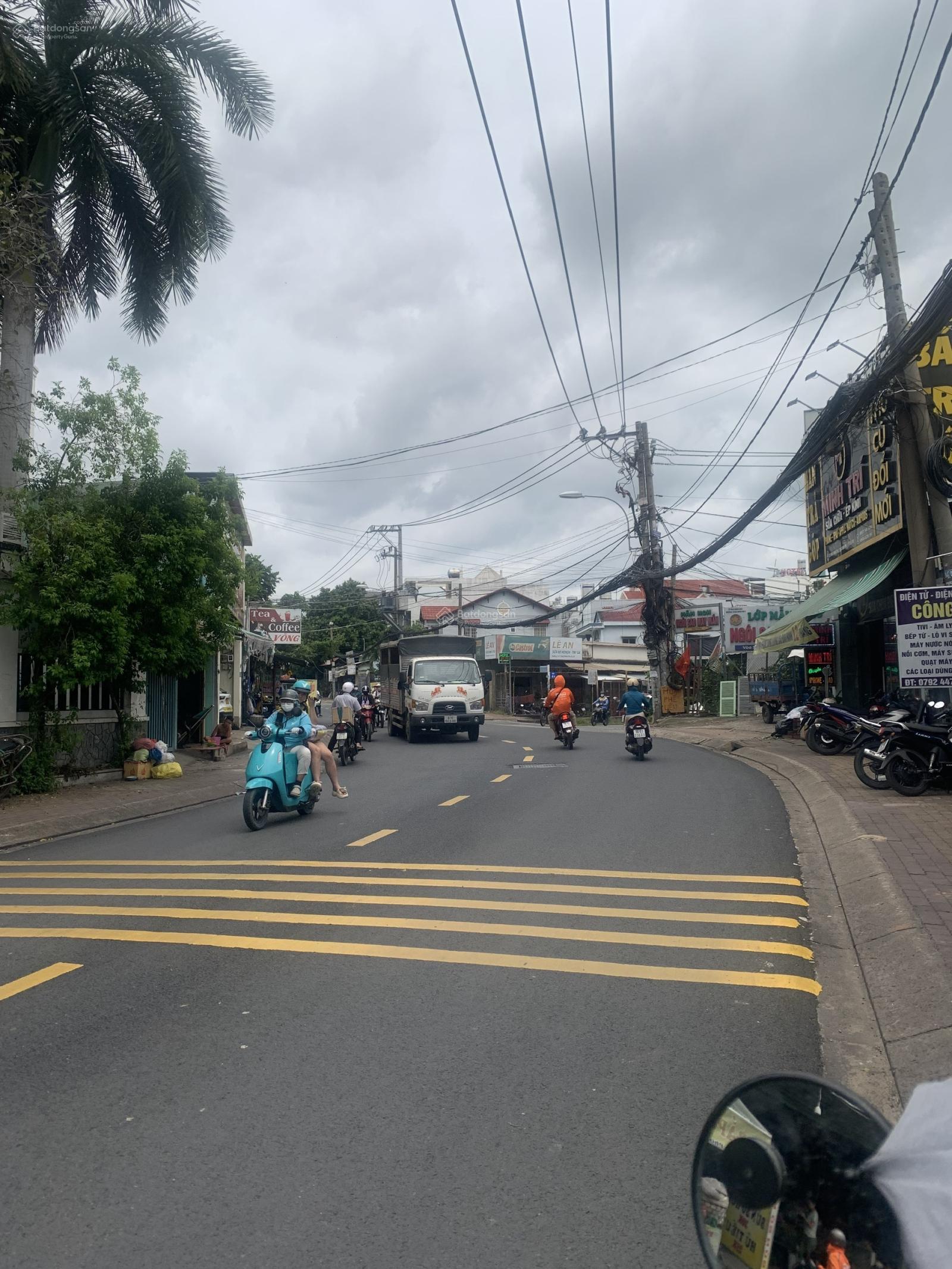 SIÊU DEAL GIẢM 10 TỶ | 642M | NGANG 17M | 70TR/M CHÍNH CHỦ | TÒA NHÀ ĐÌNH PHONG PHÚ