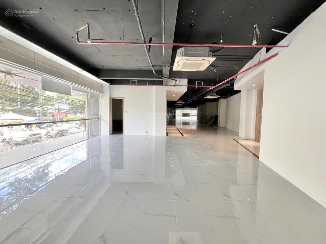 Cho thuê toà nhà! Ba Tháng Hai Q10 (Gần vòng xoay Dân Chủ). (H 1T 5L TM PCCC)