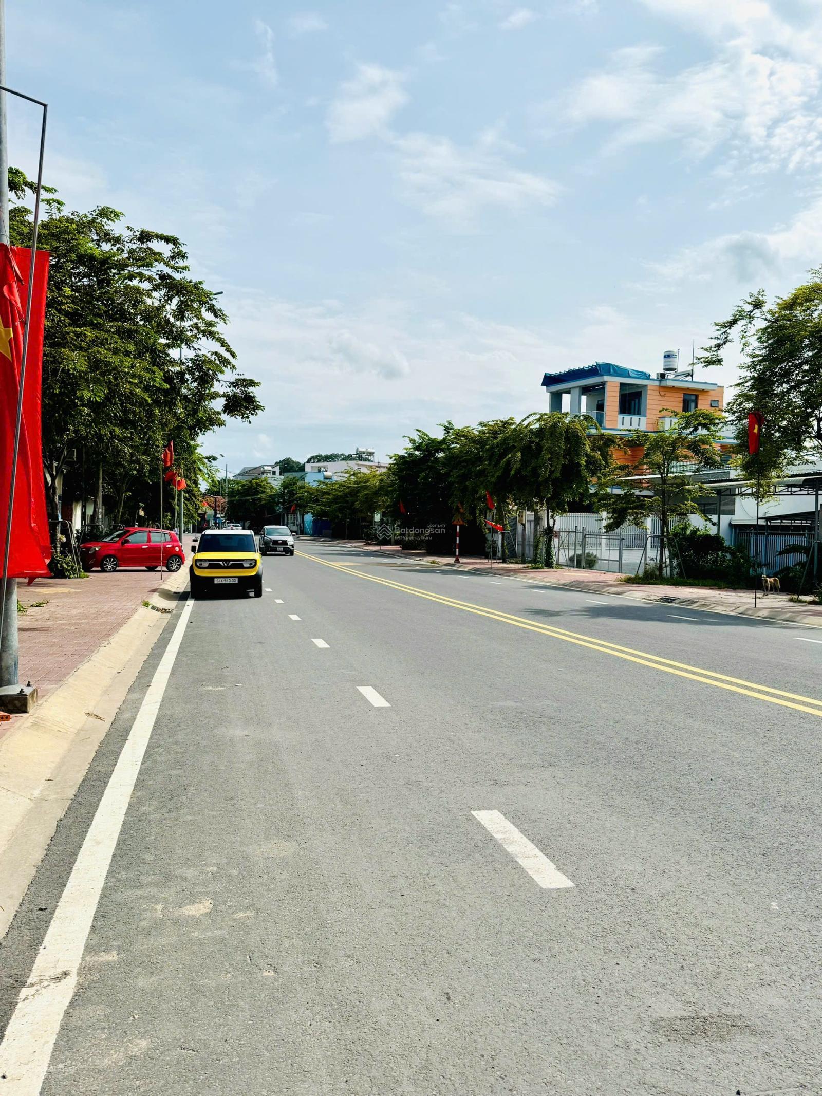 BÁN ĐẤT MẶT TIỀN KINH DOANH LÊ CHÍ DÂN - TP THỦ DẦU MỘT GIÁ 3 TỶ350 / 97m2 thổ cư