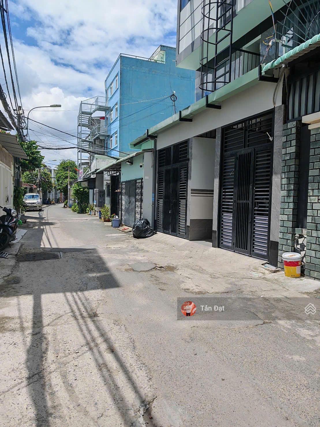 Đất Đẹp 71m2 - Thích hợp xây CHDV ngay sát Đại Học Ngân Hàng, Hoàng Diệu 2- có 3 lô liền kề