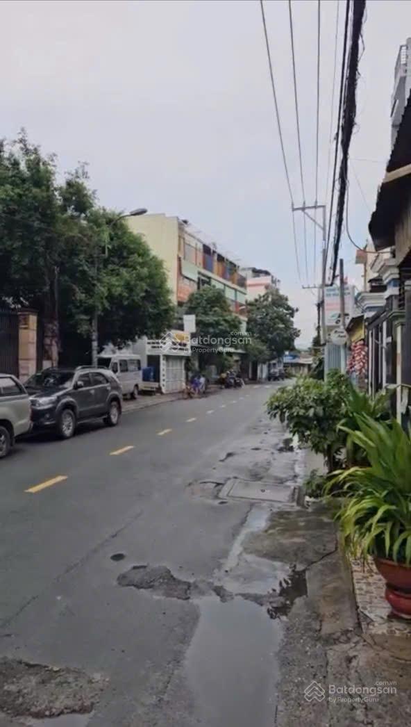 Nhà xưởng chính chủ gủi cần bán gấp thuộc phường đông hung thuận Q12 dt: 57 x 45m giá 65ty