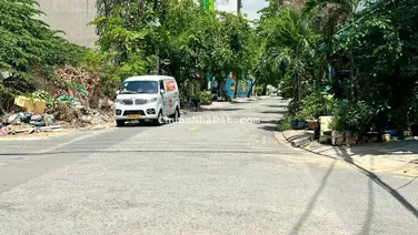 Bán đất 111,9m2 ( 4.5 x 24.86 ) , mặt đường 12m , vỉa hẻ 2m ,