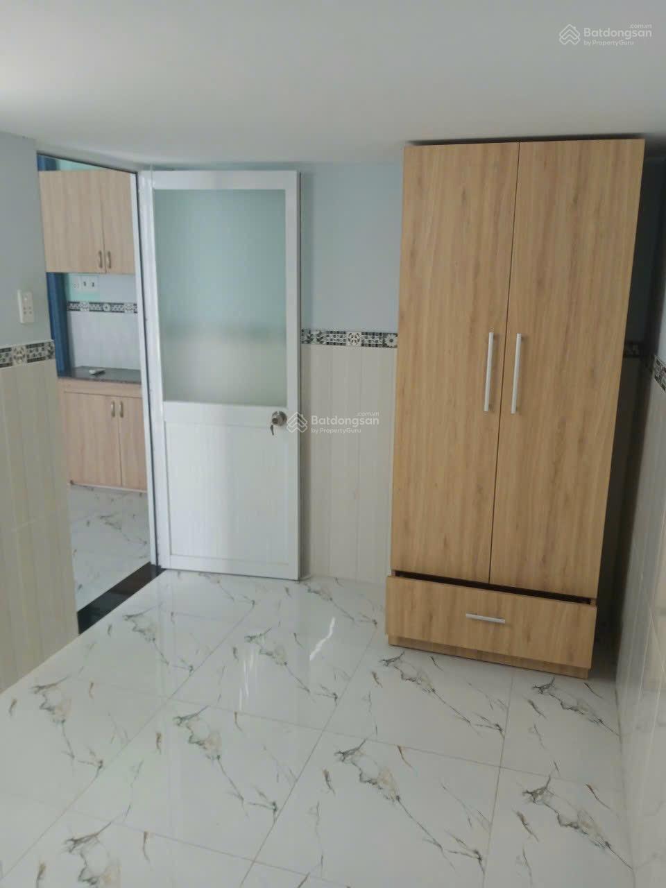 Nhà chính chủ gủi cần bán gấp thuộc phường 14 gò vấp DT: 5 x 16m đúc 3,5 tấm giá: 10ty500tr