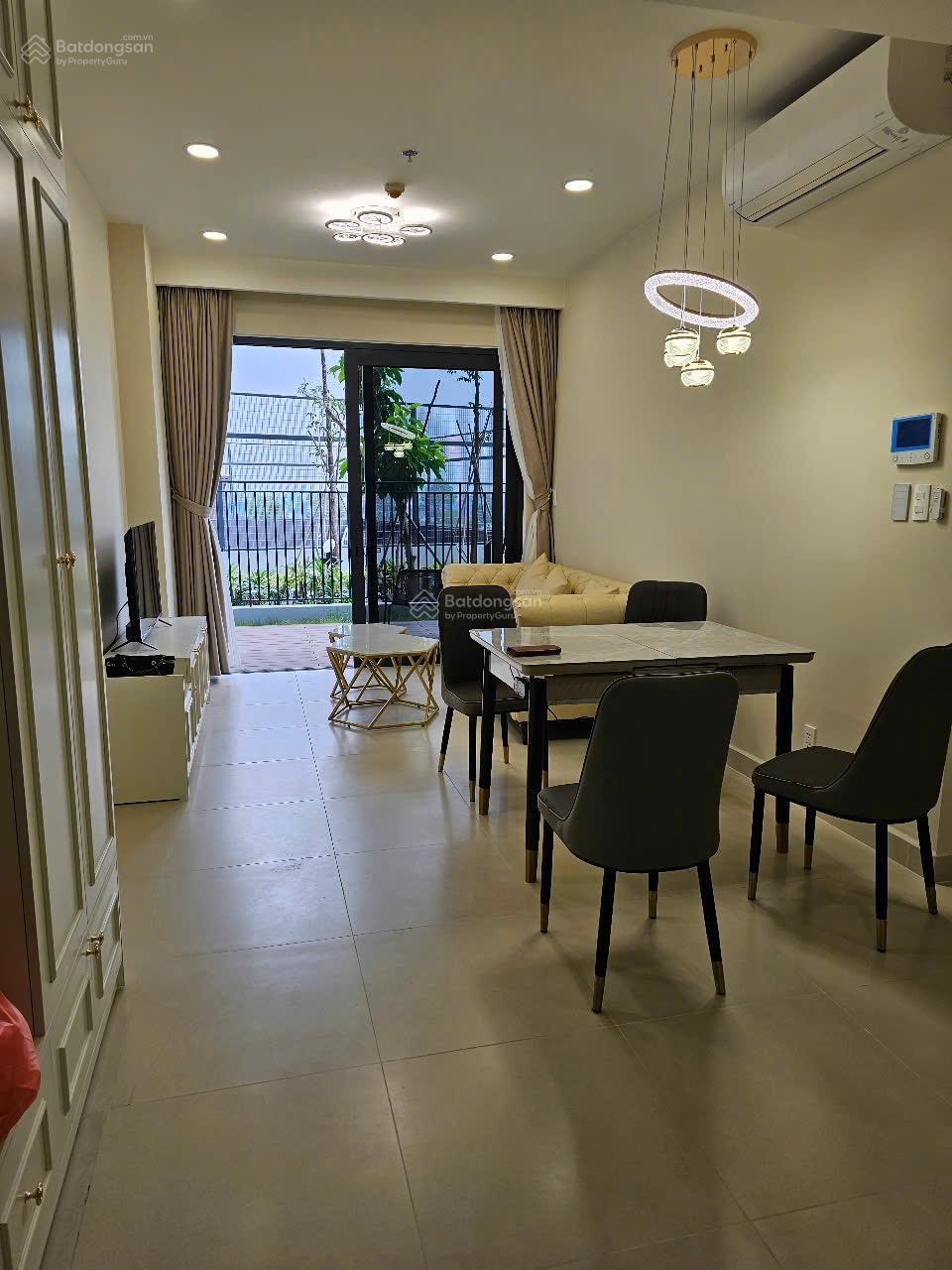 Bán căn 1PN 54m2 giá 2.55 tỷ full nội thất sẵn HD thuê 11.5 triệu/tháng CC The Glory