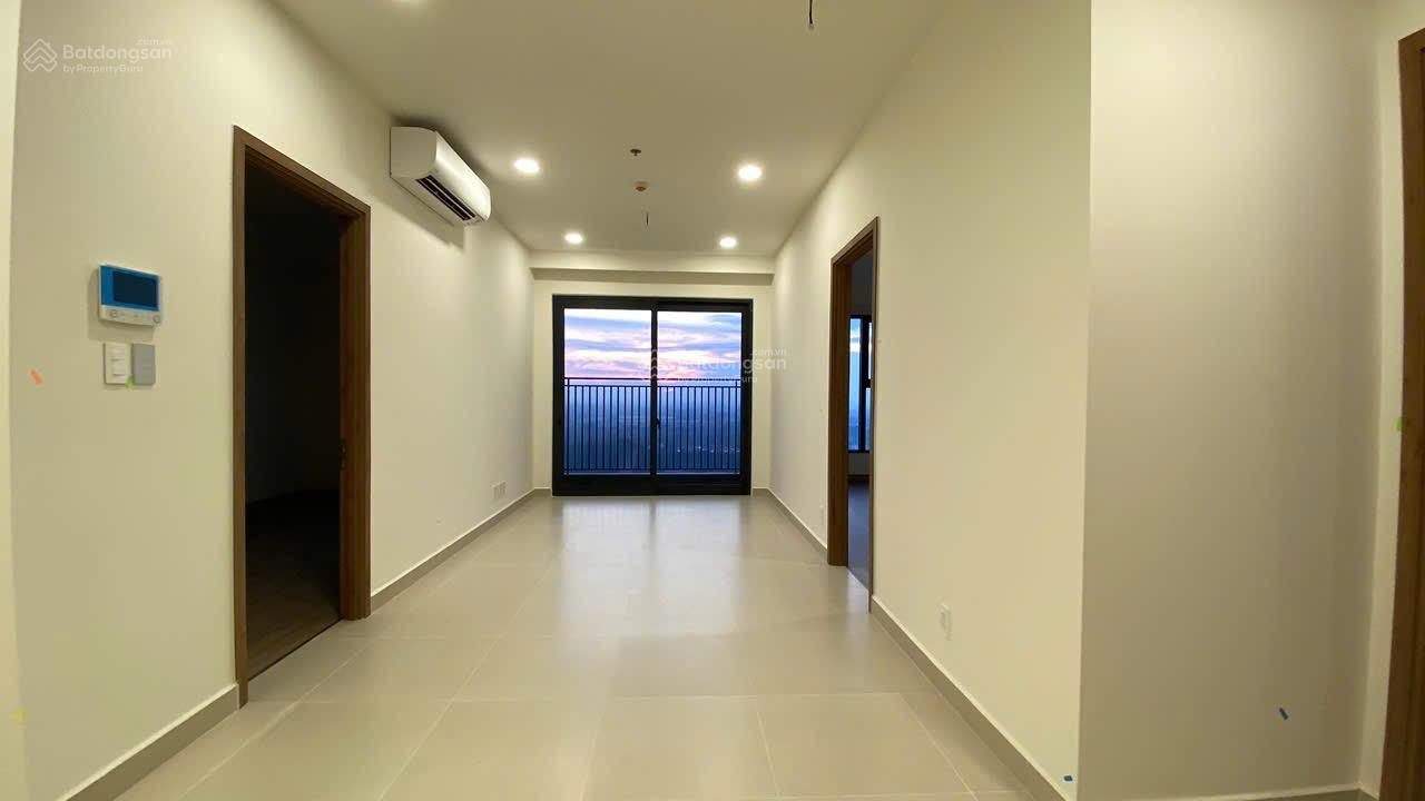 Căn 2PN 2WC 69,5m2 tầng cao view đẹp nhà mới giá 3.5 tỷ rẻ hơn CDT 200 Triệu CC The Glory