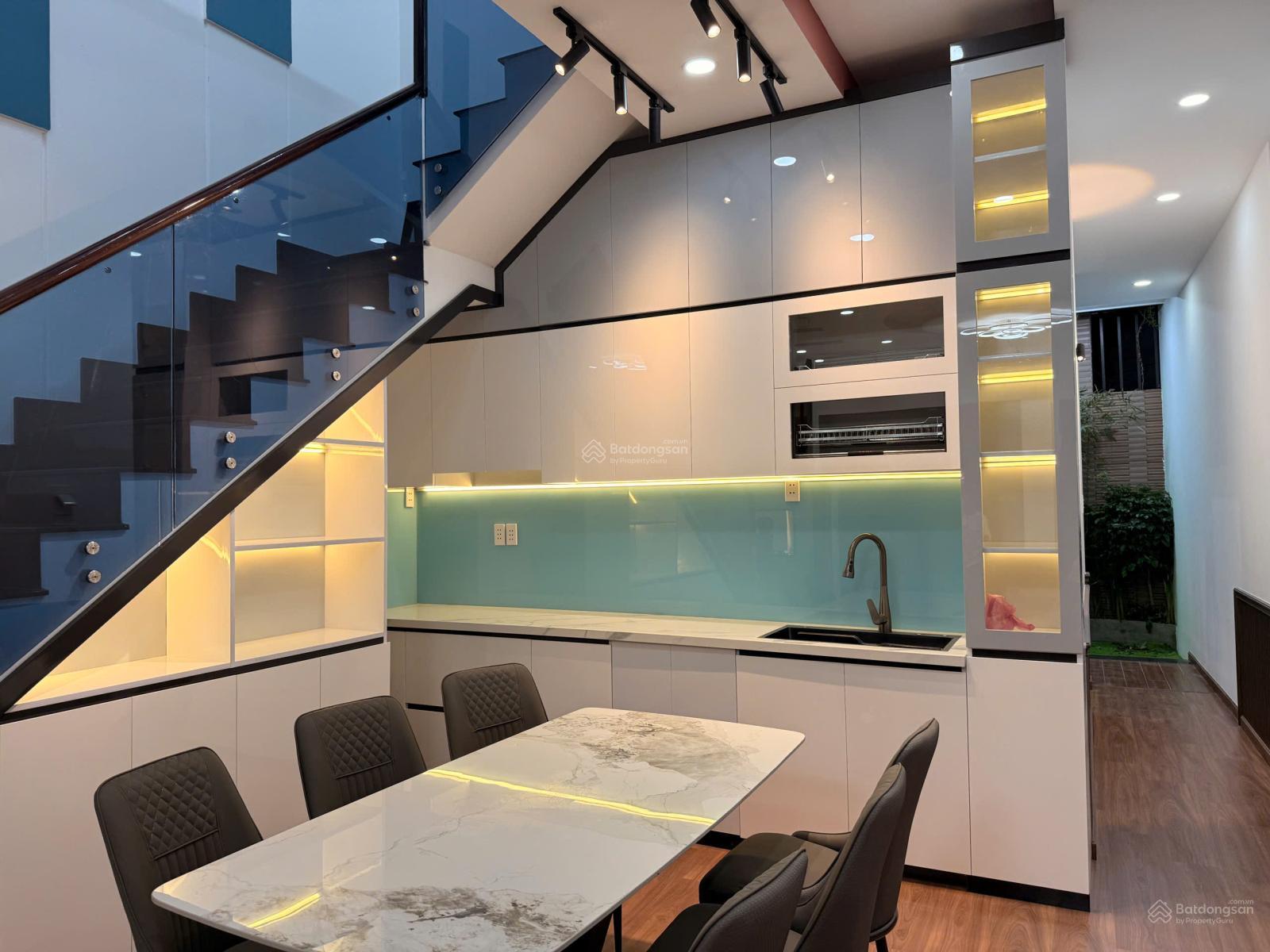 Bán nhà Nguyễn Thị Kiểu cách cầu vượt Tân Thới Hiệp 300m. DT : 5x19 giá 6.5 tỷ