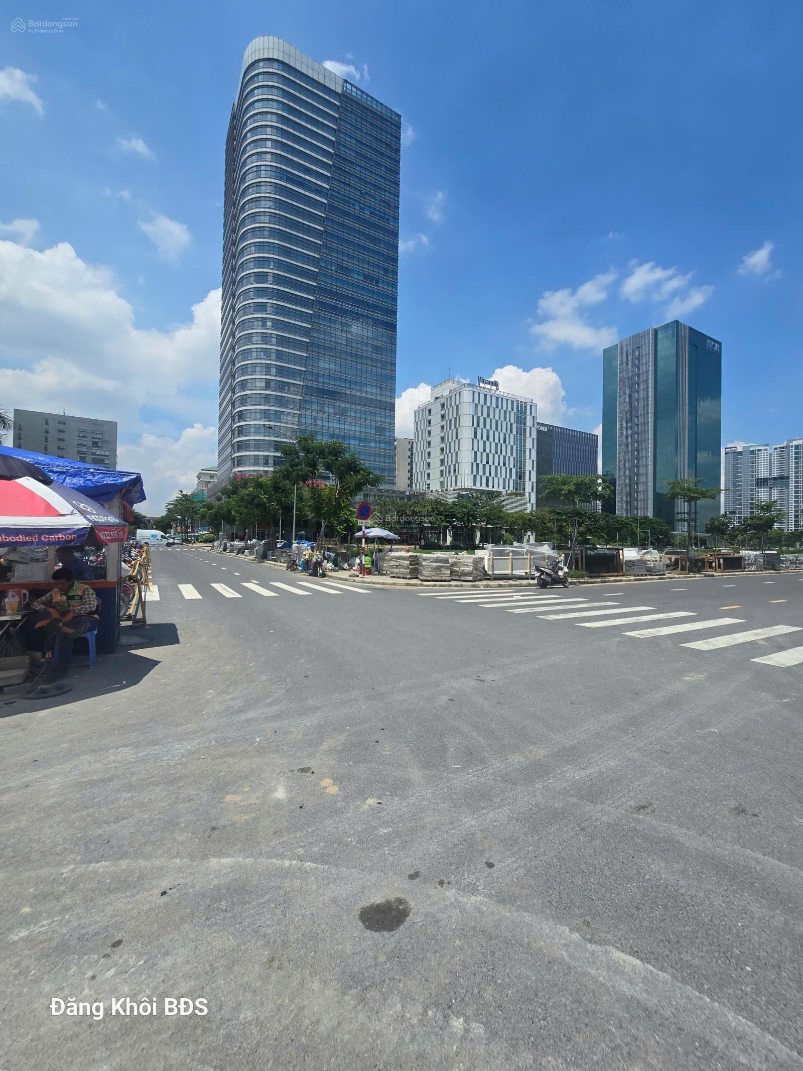 CHO THUÊ TÒA NHÀ GÓC 2 MT Đường số 10 và Đường D Bắc_ PMH. 350M2. GIÁ 265TR/ THÁNG . LH: 0906 973 ***