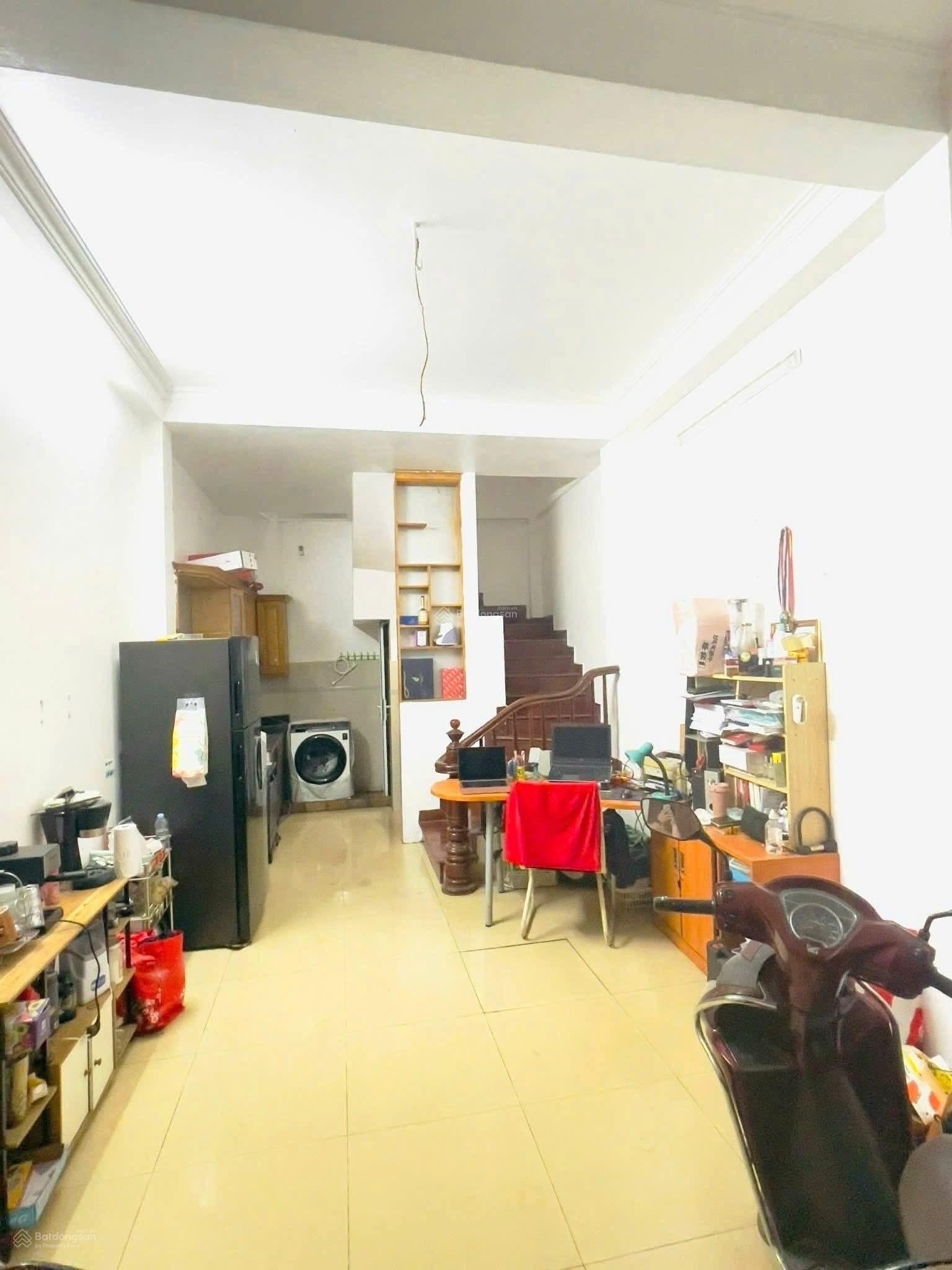 Hàng lướt!!! Fo Nhà Cầu Diễn 33m2 3 tầng giá hơn 6 tỷ - sổ đỏ CC - cách 20m ô tô để ngày đêm