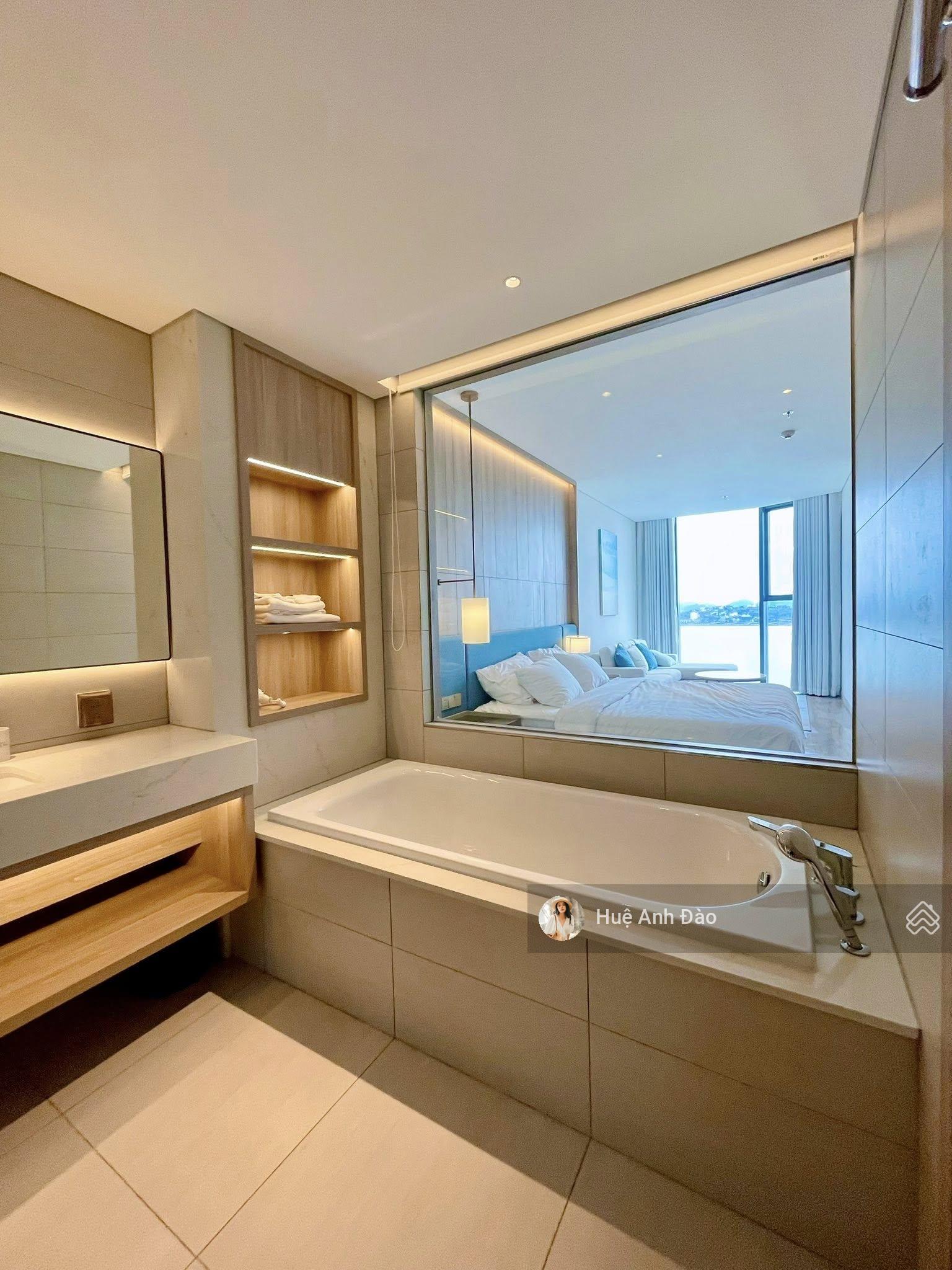 1 phòng ngủ view biển A La Carte - Chính biển đẳng cấp nhất Hạ Long giá chỉ từ 3.2tỷ