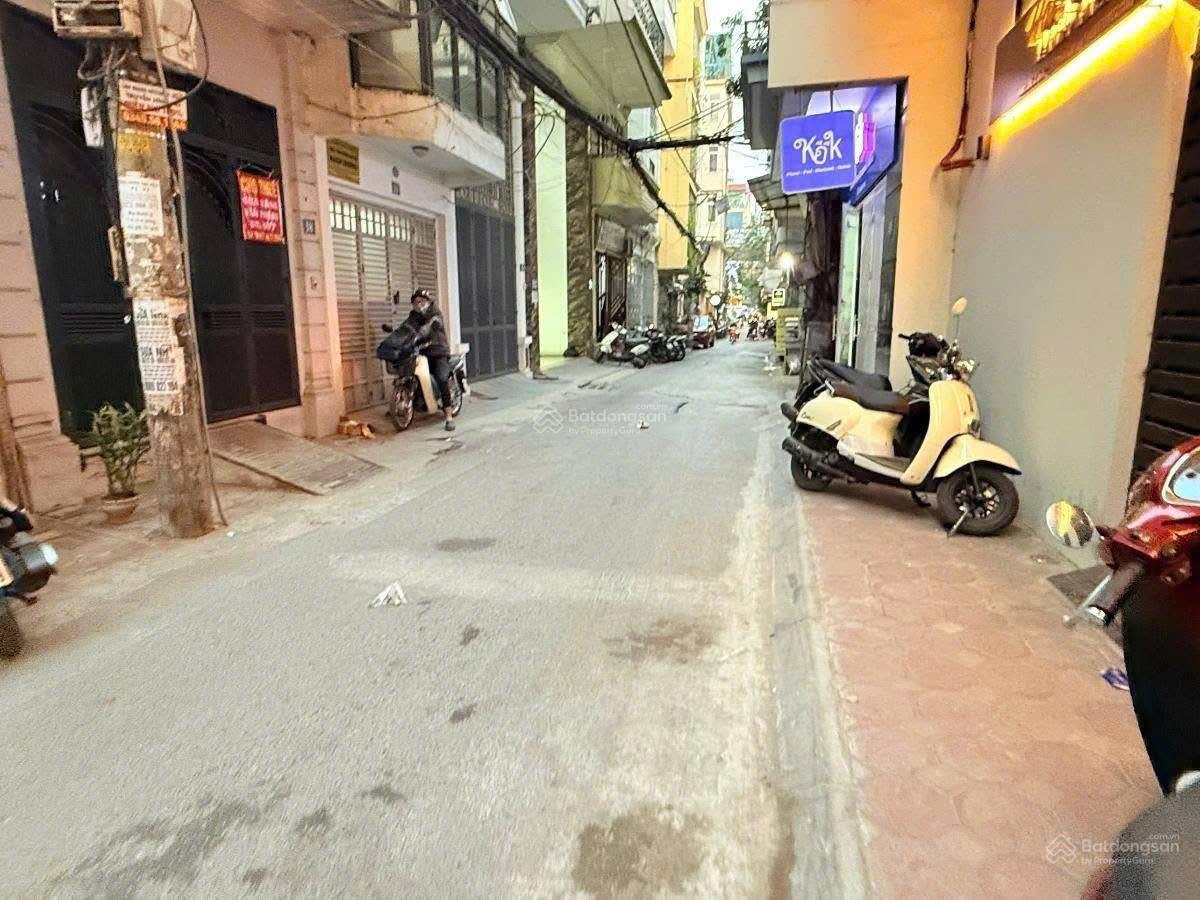 Bán nhà mặt phố Giáp Nhị Trương Định kinh doanh 77m2 4 tầng giá 22 tỷ Bán nhà mặt phố Giáp Nhị Trương Định kinh doanh 77m2 4 tầng giá 22 tỷ