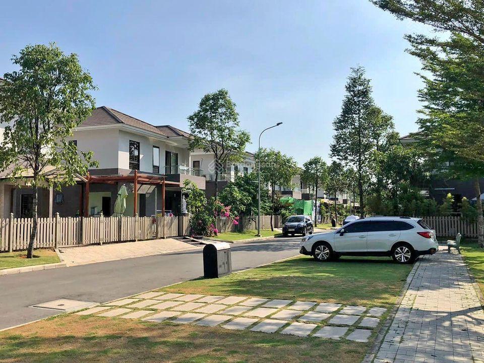 Cho thuê 06 căn biệt thự Fuji, Kikyo, Merita, Gia Hoà, Lakeview... gần Đỗ Xuân Hợp. LH 0901 193 ***