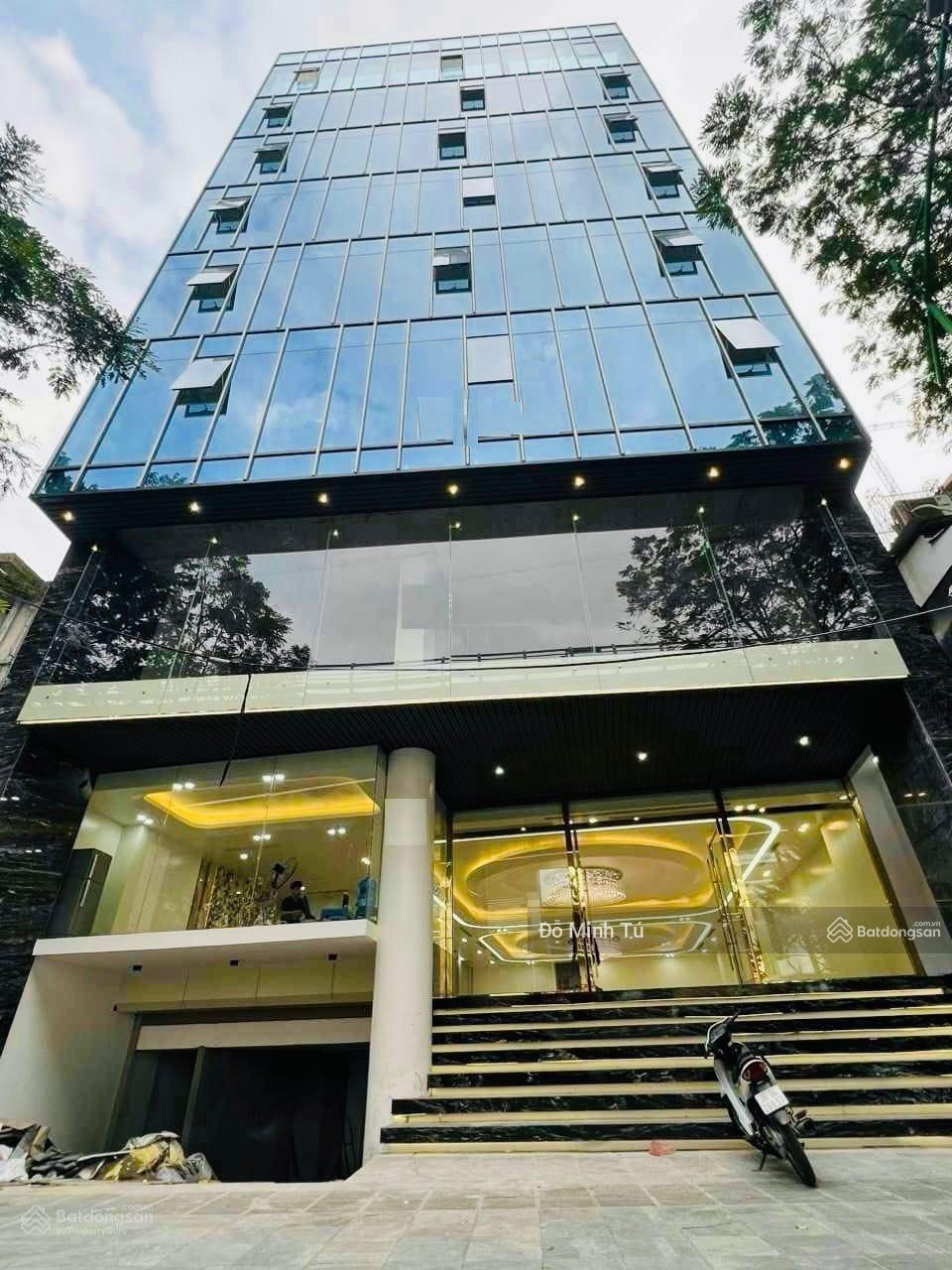 Khách Sạn MP Nguyễn Trường Tộ 215m2, MT 10m, 11 tầng, 1 chủ 1 sổ, xây full đất, 57 phòng kinh doanh Khách Sạn MP Nguyễn Trường Tộ 215m2, MT 10m, 11 tầng, 1 chủ 1 sổ, xây full đất, 57 phòng kinh doanh