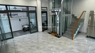 Cho thuê Nhà Phố Nguyên Căn Có Bếp, Máy Lạnh, Ngăn Phòng, Thang Máy. Giá Tốt