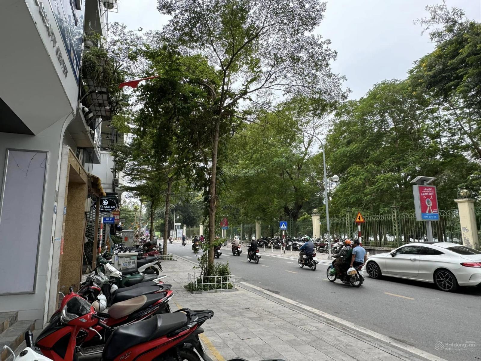 Hiếm! Bán tòa văn phòng phân lô Vip phố Đỗ Quang, 7 tầng TM, ô tô tránh, KD, VP, 100m2, 48 tỷ