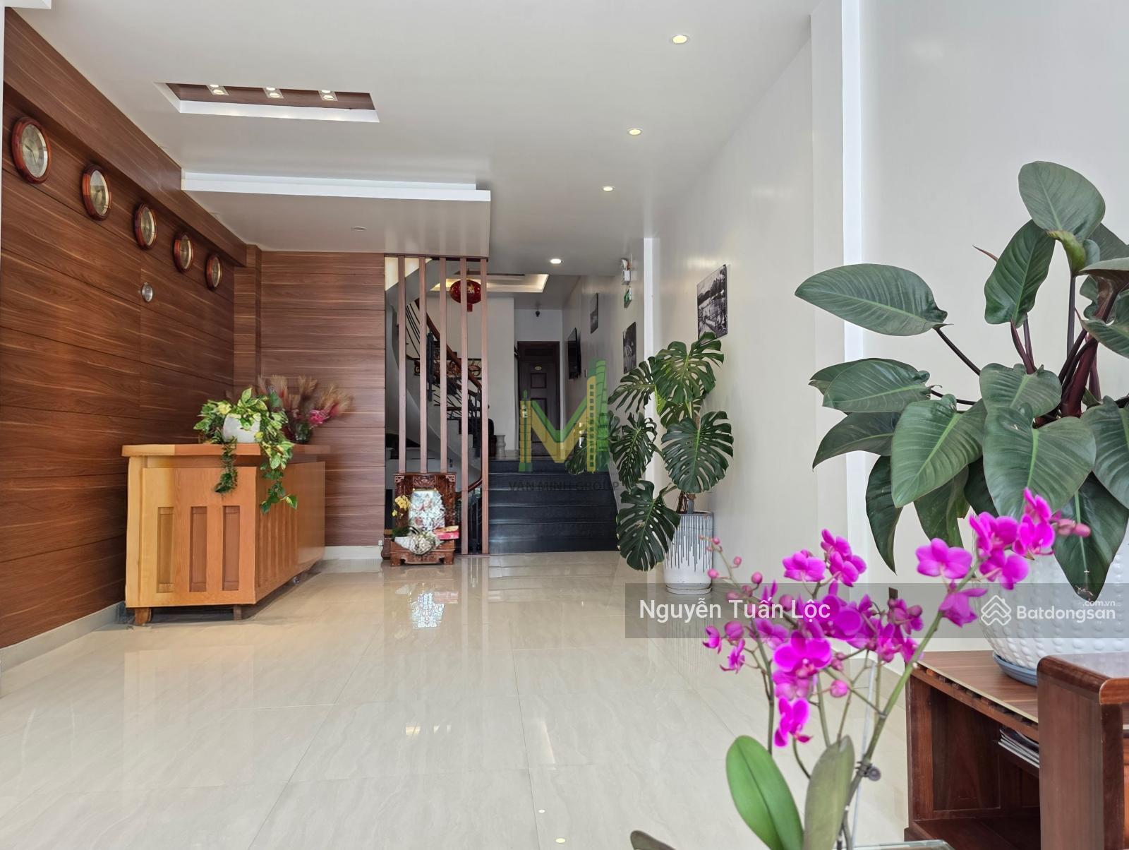 Bán khách sạn mặt tiền Yersin trung tâm Đà Lạt, cách quảng trường Lâm Viên 500m, vị trí vàng cho KD Bán khách sạn mặt tiền Yersin trung tâm Đà Lạt, cách quảng trường Lâm Viên 500m, vị trí vàng cho KD