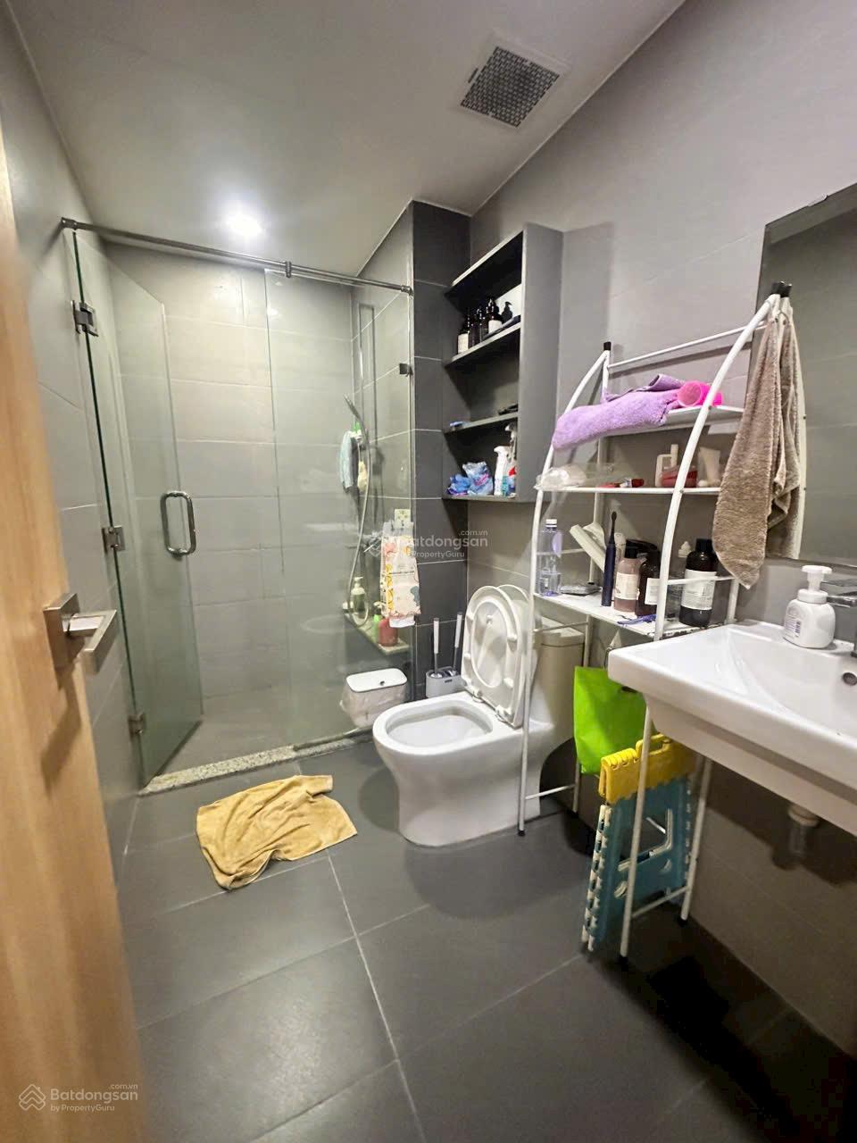 Chính chủ ký gửi cho thuê căn hộ Khu EMERALD 2pn 2wc full nội thất giá tốt