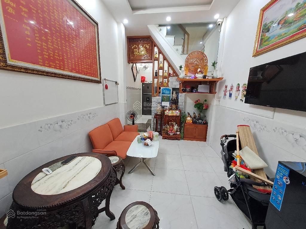 BÁN NHÀ HẺM XE HƠI THÔNG QUẬN 10 - CÁCH MẶT TIỀN VÀI BƯỚC CHÂN NHỈNH 7 TỶ .