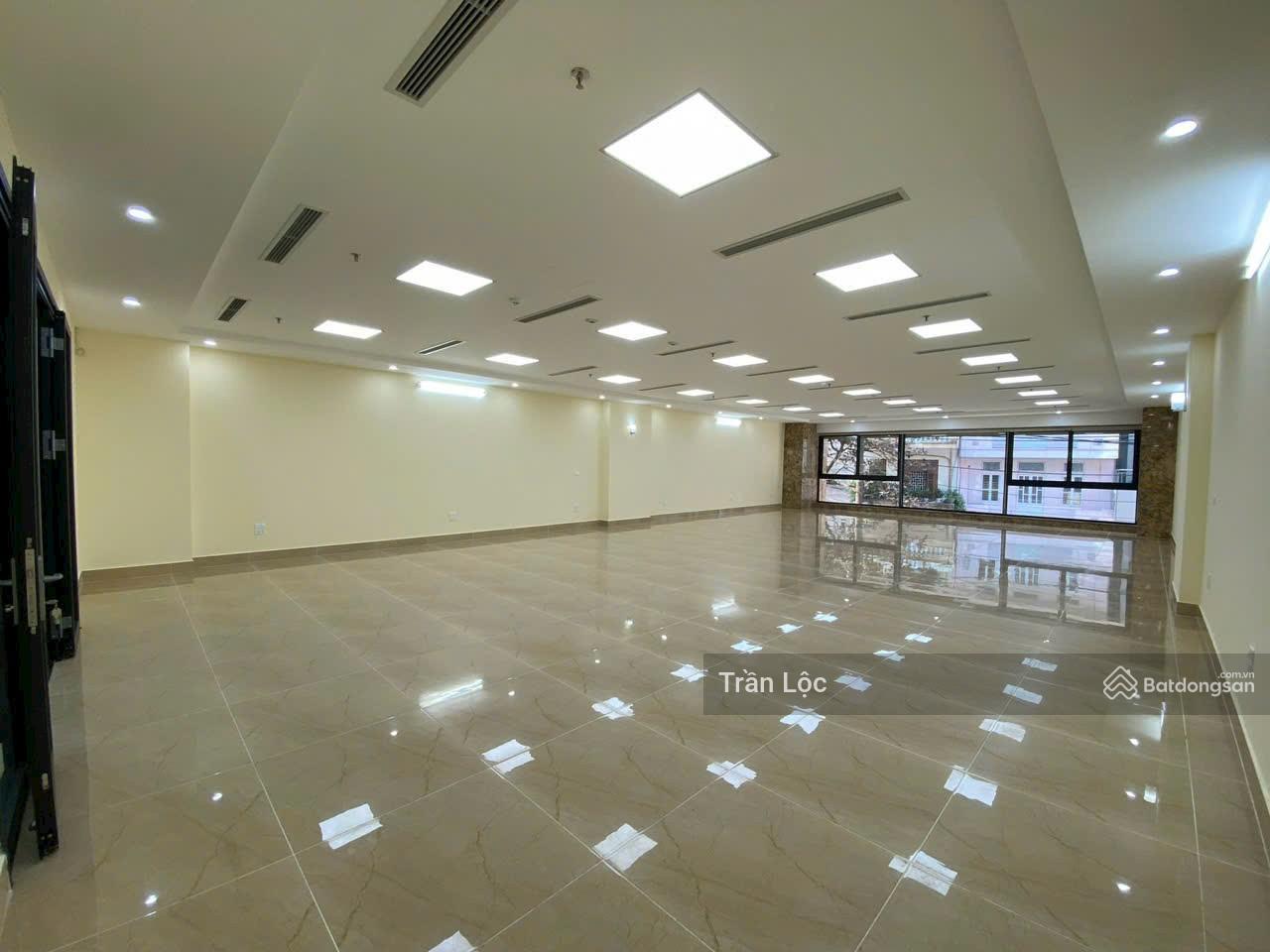 Chính chủ cần bán tòa nhà 9 tầng thang máy phố Lê Đức Thọ, Nguyễn Hoàng, Vinhomes Hàm Nghi.