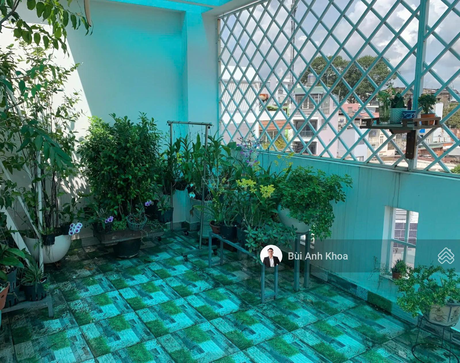 Xe hơi đậu trong nhà Điện Biên Phủ, Q1 (5,5 x 14m) 3 tầng mới, full nội thất. Chỉ 13 tỷ TL Xe hơi đậu trong nhà Điện Biên Phủ, Q1 (5,5 x 14m) 3 tầng mới, full nội thất. Chỉ 13 tỷ TL