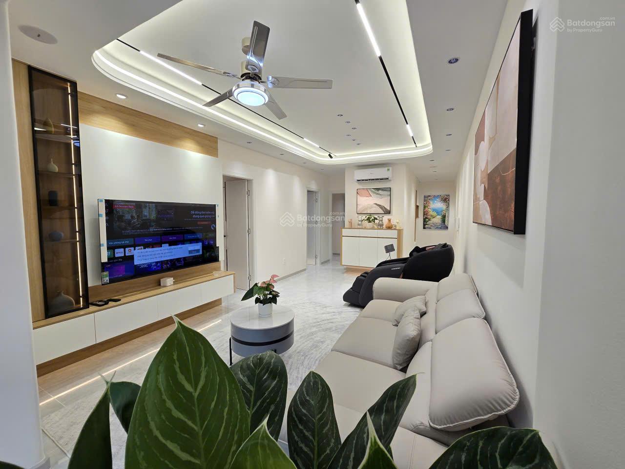 Bán căn sân vườn có 102 gồm 2 sân tại Sky Garden 3, Phú Mỹ Hưng chỉ 9.450 tỷ - tặng phí trước bạ Bán căn sân vườn có 102 gồm 2 sân tại Sky Garden 3, Phú Mỹ Hưng chỉ 9.450 tỷ - tặng phí trước bạ