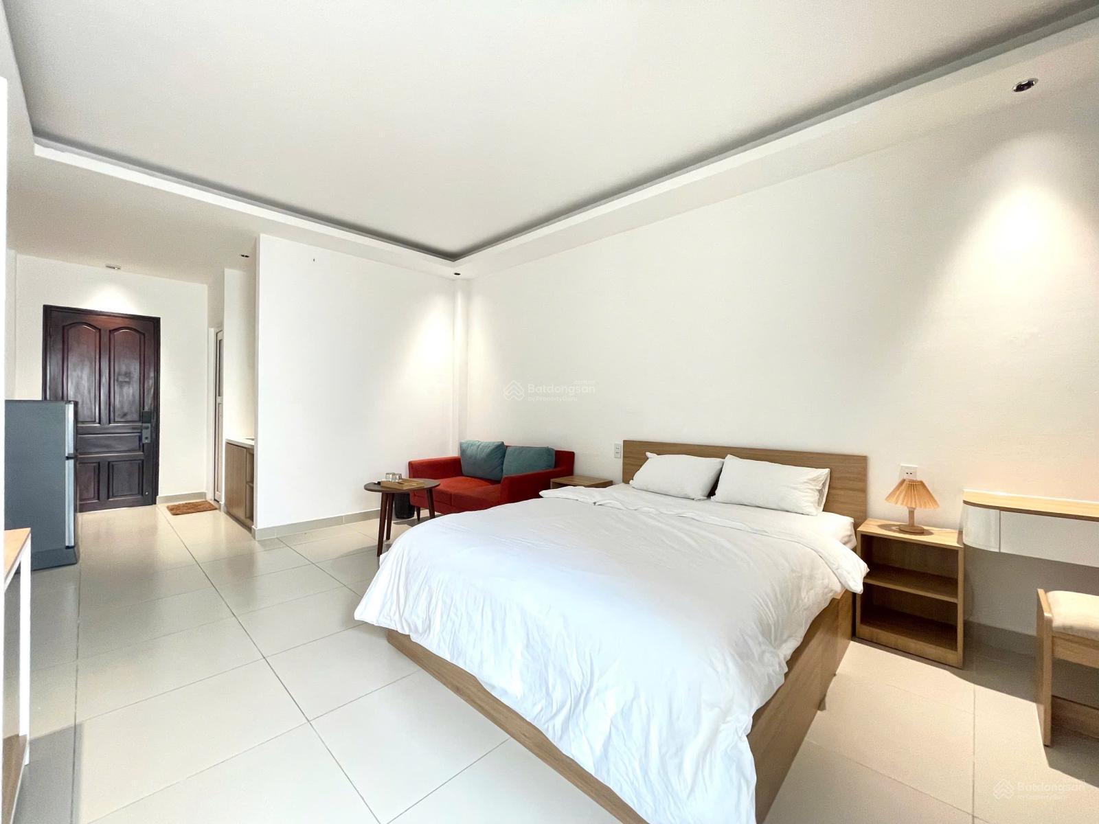 CHO THUÊ CĂN HỘ BAN CÔNG TO, MÁY GIẶT RIÊNG, TÁCH BẾP - LÊ VĂN DUYỆT, QUẬN BÌNH THẠNH GẦN Q1, Q3