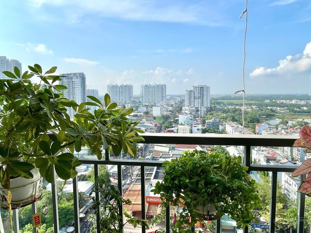 Cho thuê Cc Goldora Plaza Lê Văn Lương Nhà Bè,2Pn,2wc full nhà đẹp 10Tr/Th 0906 373 *** Ánh