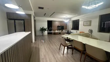 Tôi bán căn hộ tòa M3 - M4, Nguyễn Chí Thanh 126m2, 3 phòng ngủ, BC Đông Nam