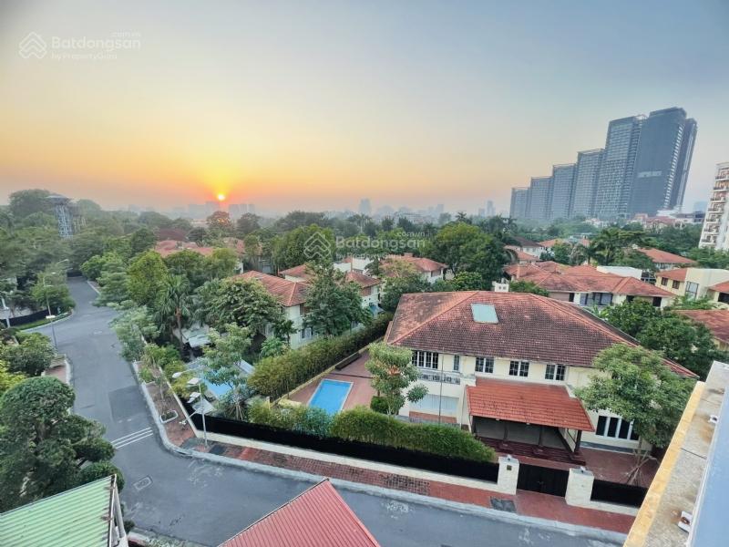 Siêu phẩm cả toà nhà 5 tầng thang máy xe 7 chỗ vào rộng rãi bán ở phường Quảng An, Hồ Tây