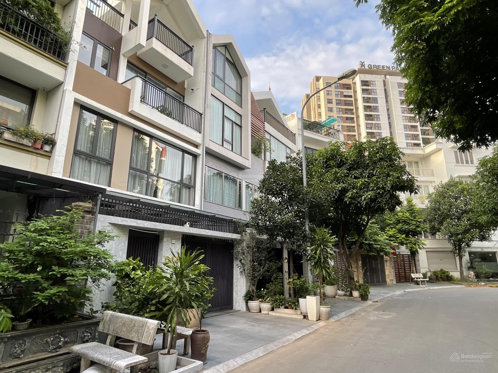 BT Liền Kề 120m2- Full Nội Thất- Chính Chủ Cần Bán Nhanh