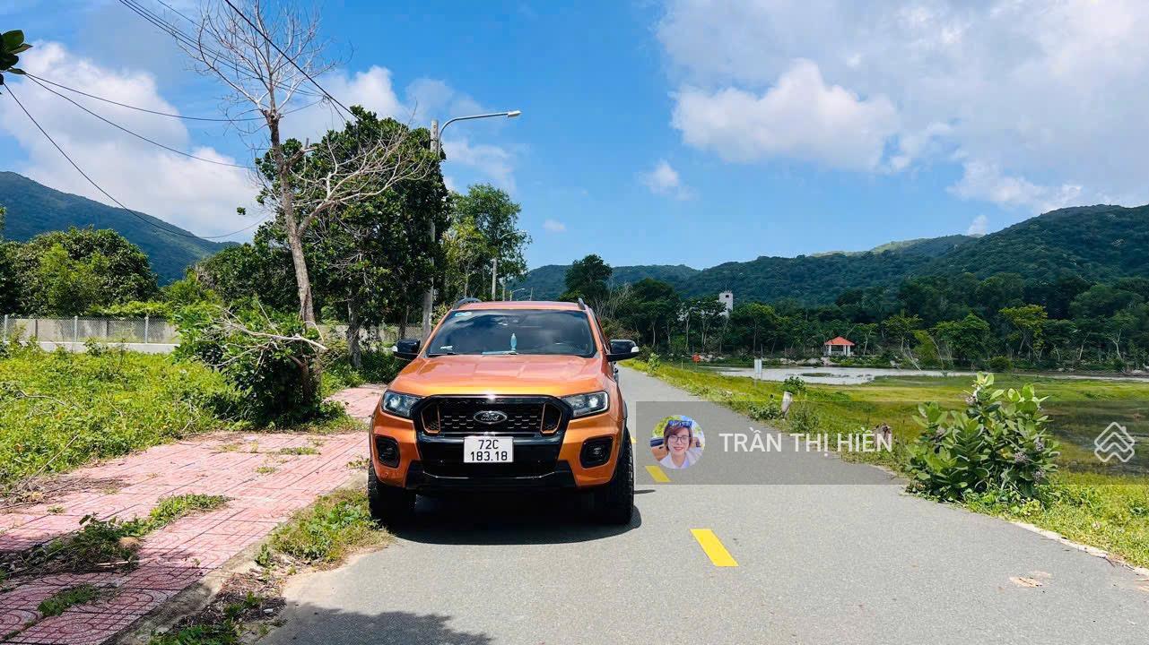 Thị trấn Phước Hải - BRVT; view núi hồ siêu đẹp - 234m2 - ngang 10x24m - sẵn 100m2 thổ cư gần biển