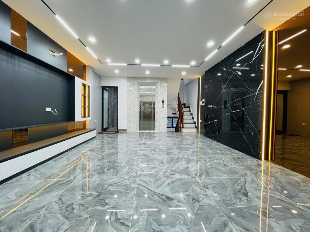 Bán nhà tại Lĩnh Nam, Hoàng Mai, Hà Nội 23,9 tỷ, 70m2, 7 tầng, thang máy Bán nhà tại Lĩnh Nam, Hoàng Mai, Hà Nội 23,9 tỷ, 70m2, 7 tầng, thang máy