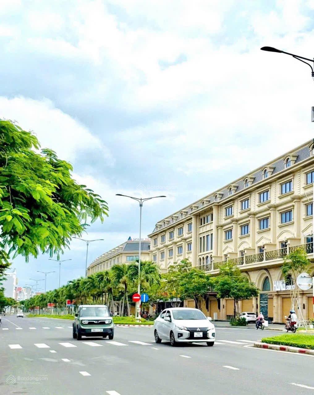 *CẮT LỖ 500 TRIỆU *- bán nhanh 100m2 đất Hùng Vương vị trí TTTP