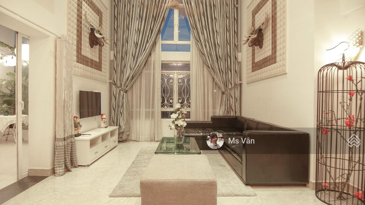 Bán sân vườn lớn giá 8,5 tỷ nội thất như hình, cập nhật bảng giá bán tại Phú Hoàng Anh mới nhất