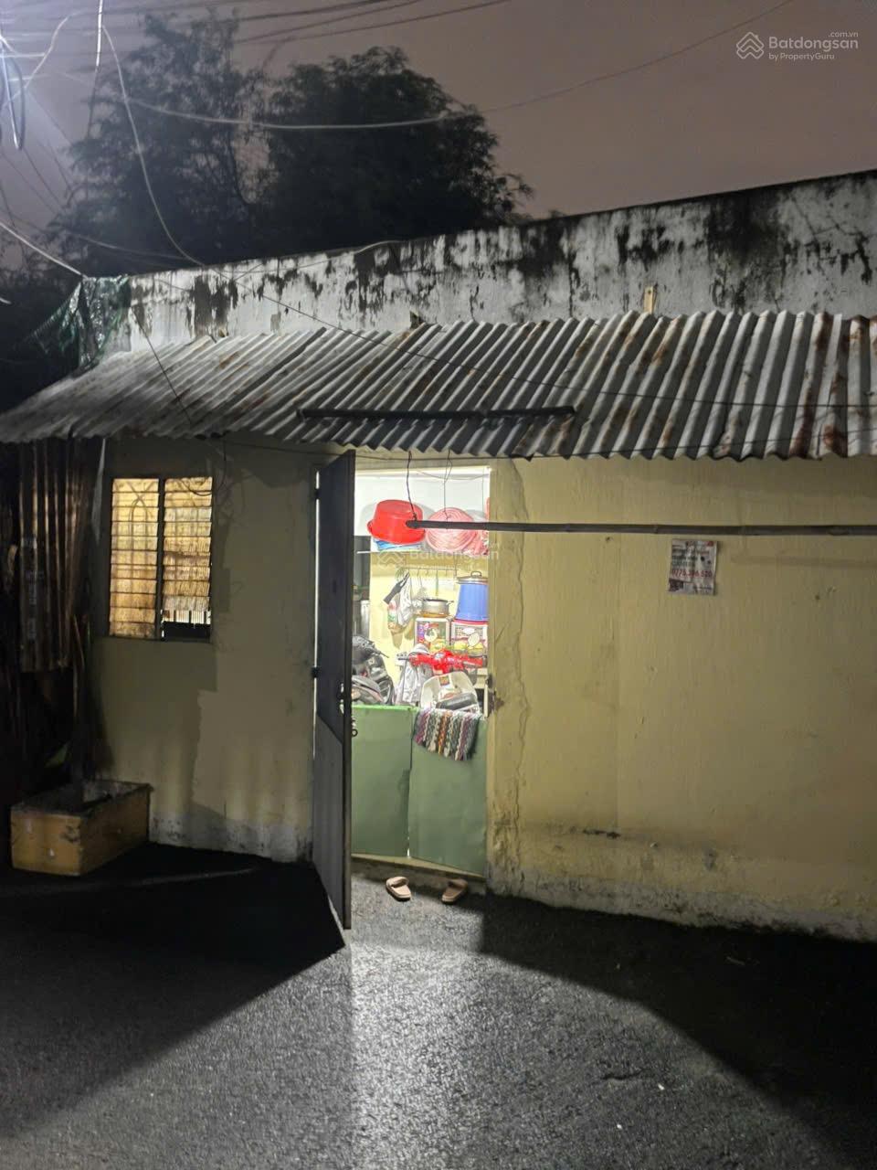 ANH CHỦ Cần Bán Gấp Nhà C4 Ngay Chợ Đường 339, Phường Phước Long, TPHCM .