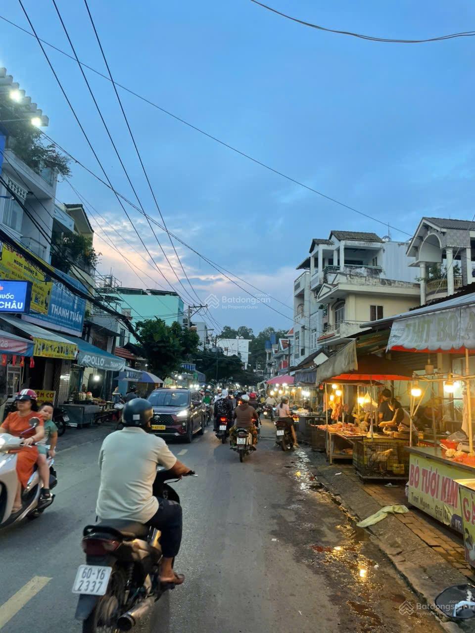 ANH CHỦ Cần Bán Gấp Nhà C4 Ngay Chợ Đường 339, Phường Phước Long, TPHCM .