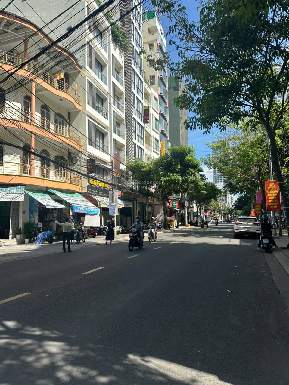 Siêu hiếm! Nhà hẻm oto Hoàng Hoa Thám Nha trang dt 43m2 ngang 5,3m cách biển chỉ 3ph di chuyển