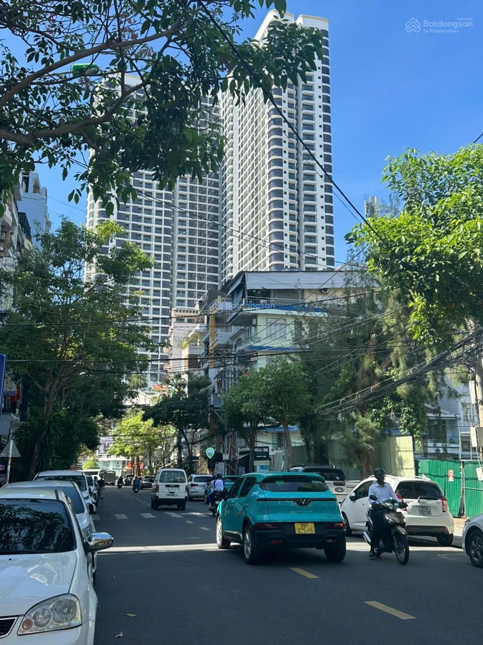 Siêu hiếm! Nhà hẻm oto Hoàng Hoa Thám Nha trang dt 43m2 ngang 5,3m cách biển chỉ 3ph di chuyển