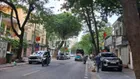 Hoàn Kiếm - nhà dân xây chắc chắn - 2 thoáng trước sau - ngõ rộng nông - cách hiếm mấy trăm mét