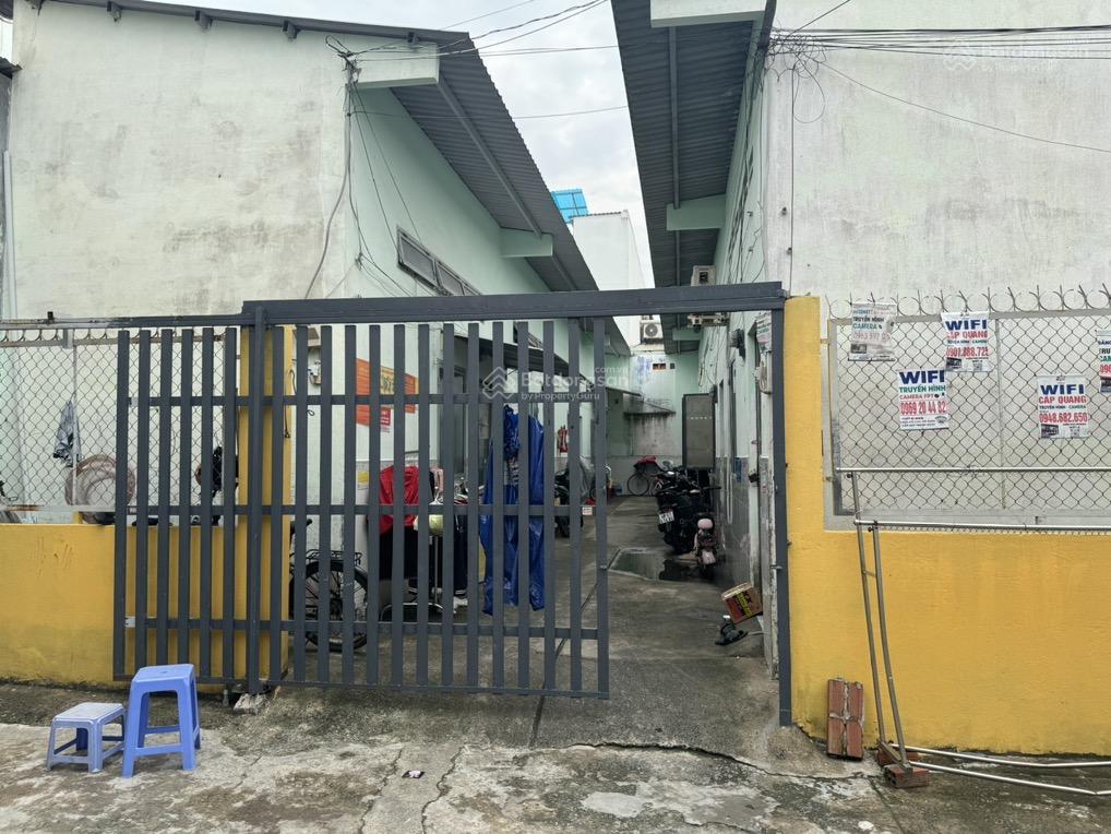 Bán đất, tặng dãy trọ - 200m2 (10m x 20m) - Phước Long B - 10tỷ hơn - Ngay Đỗ Xuân Hợp