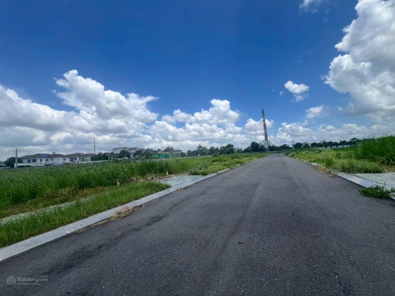 Bán đất Tái Định cư KĐT Vạn Phúc City, 12 tỷ, 105m2, mặt tiền 40m, ngõ rộng 20m, pháp lý chờ sổ Bán đất Tái Định cư KĐT Vạn Phúc City, 12 tỷ, 105m2, mặt tiền 40m, ngõ rộng 20m, pháp lý chờ sổ