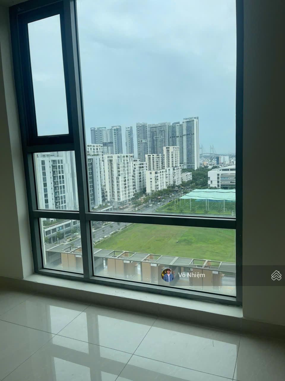 Bán CC Golden King, Nguyễn Lương Bằng, 3,6 tỷ, 37m2, Q7, HCM, view đẹp ngắm trọn TT Phú Mỹ Hưng