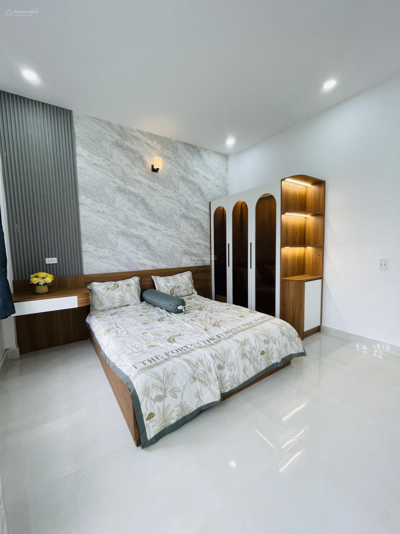 Cần bán gấp nhà(SHR) TX40 ngay cao đẳng Điện Lực, 66m2, 3PN, đường 5m thông