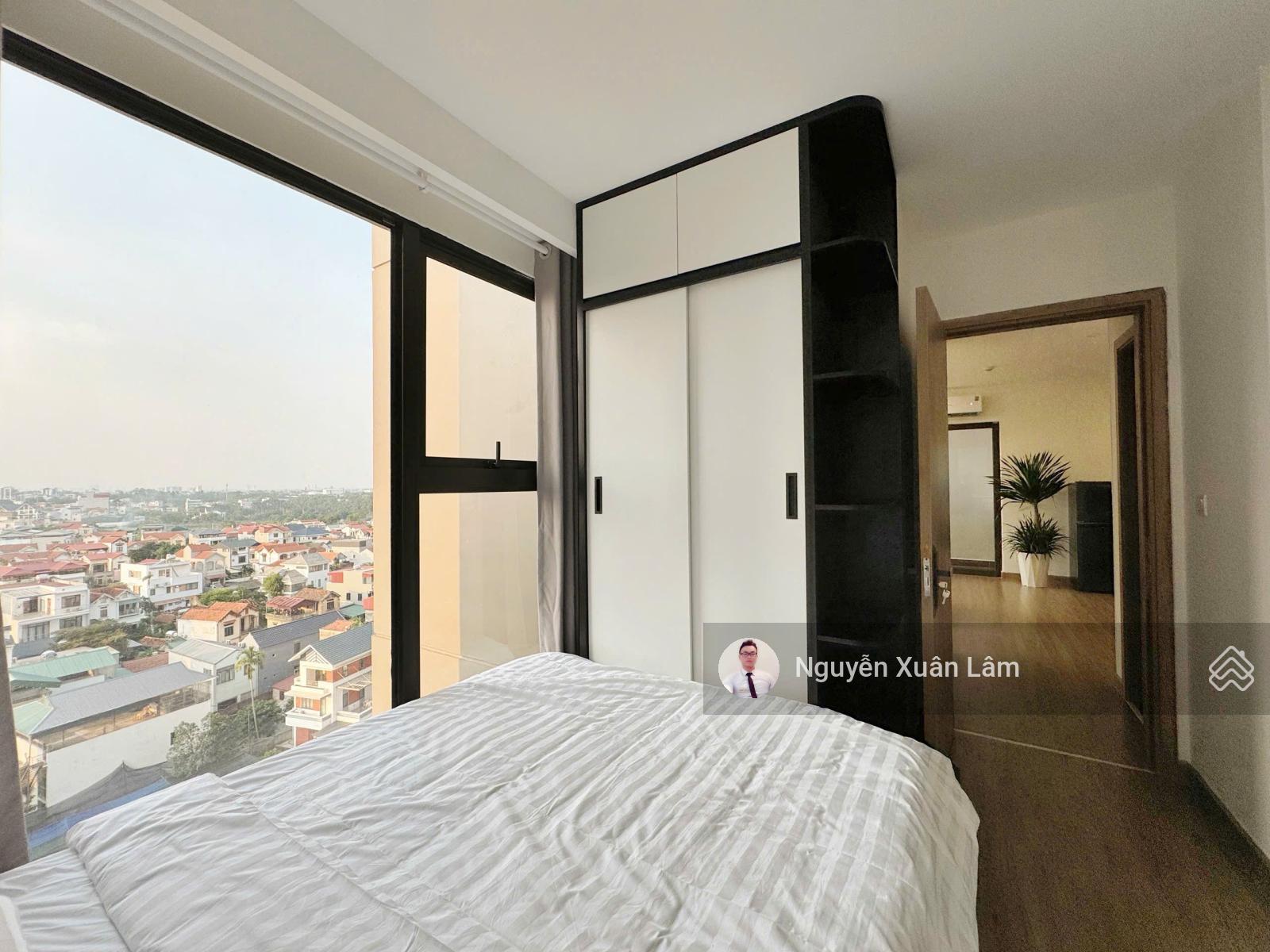 Cần bán 68m2 full đồ mới view sông Hồng giá rẻ 4.7 tỷ bao phí Oasis S1 - Ecopark Cần bán 68m2 full đồ mới view sông Hồng giá rẻ 4.7 tỷ bao phí Oasis S1 - Ecopark